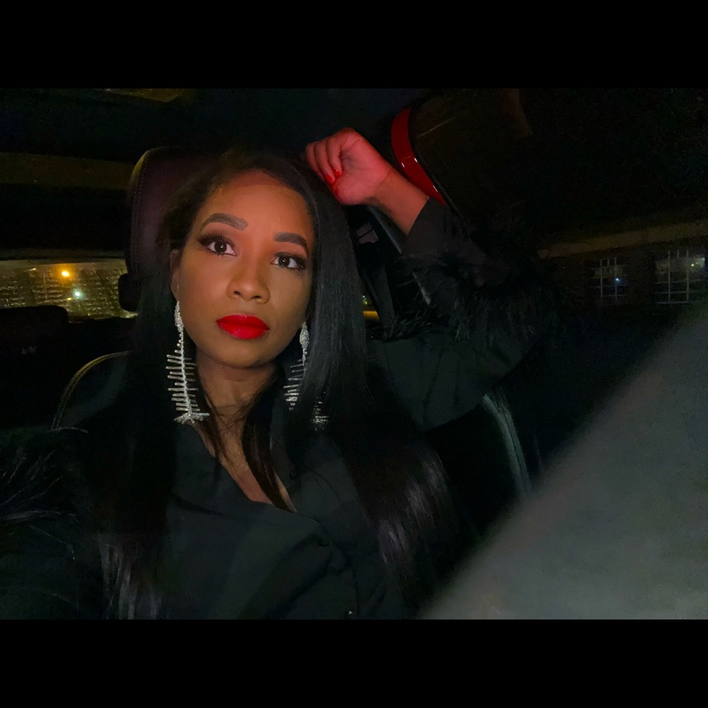 Meet your Posher, Jayah